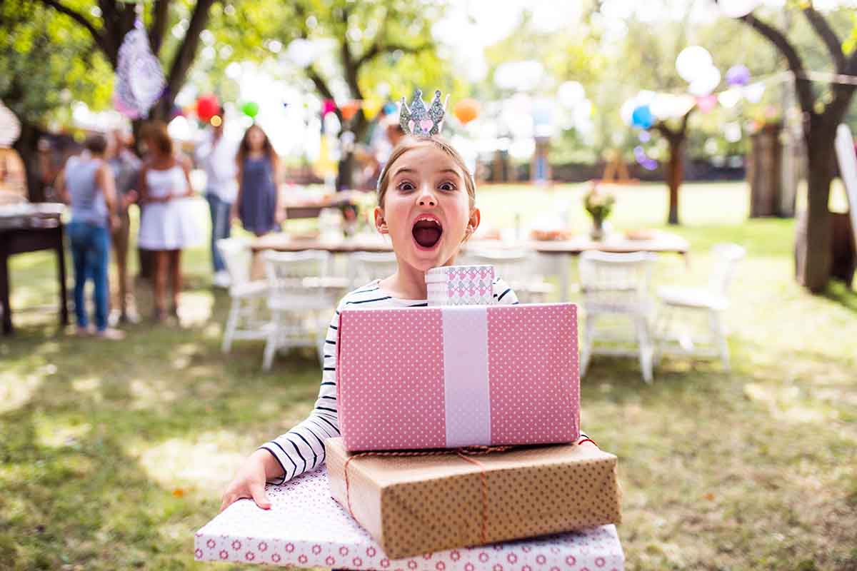 Gift Ideas to surprise your Daughter on her Birthday
