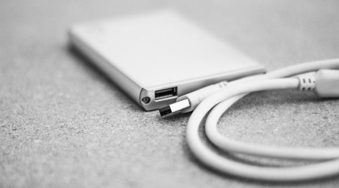 How to format a USB flash drive using CMD